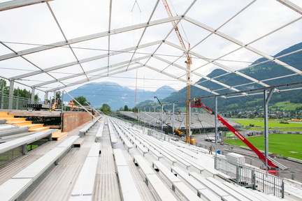 ESAF 2025 Aufbau Arena Dach Tribuene C MRH DSC7193