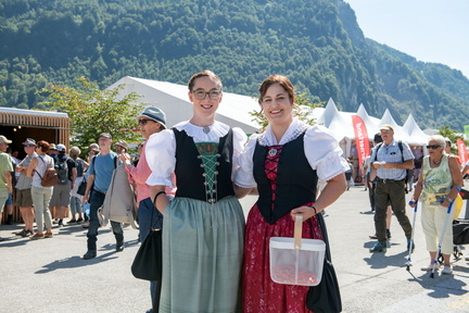 ESAF 2025 Ehrendamen Gina Wildhaber und Svenja Mueller DSC2232