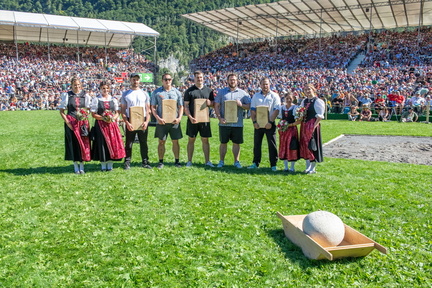 ESAF 2025 Final Steinstossen by Maya Rhyner DSC3924 1